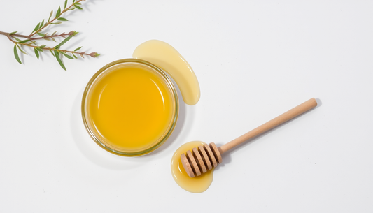 Grass-Fed Beef Tallow and Manuka Honey: A Gentle, Minimalist Routine for Hydrated Skin and a Strong Skin Barrier